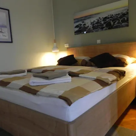 Apartment Apartments Katalenic *