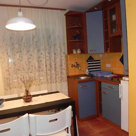 Apartments Katalenic Selce