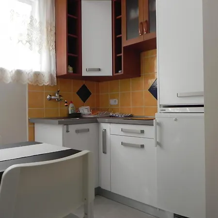 Apartments Katalenic Selce
