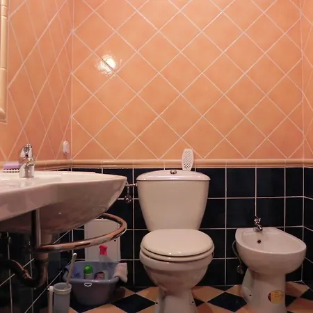 Katalenic דירה סלצה