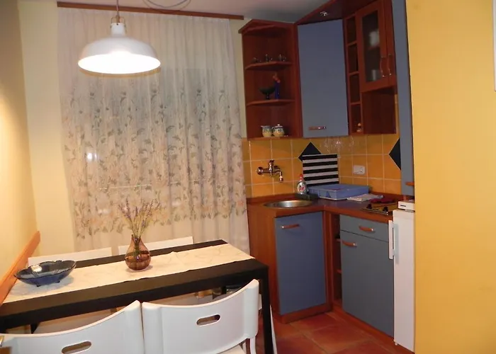 Apartments Katalenic Selce
